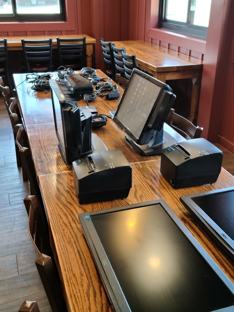 SAM4S SPT-4740 POS PosReady 7 SSD Touchscreen Terminal