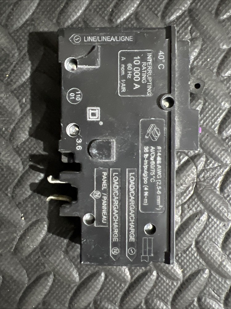 Square D Homeline 15 Amp Single-Pole Plug-On Neutral Dual Function CAFI/GFCI