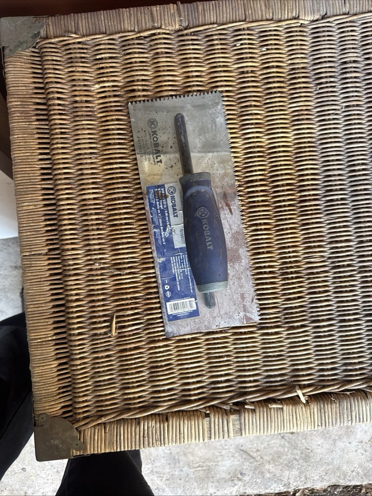 Kobalt Masonry Trowel Tool