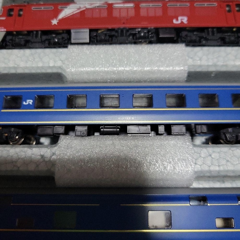 KATO EF81 + Passenger Car Hokudosei Basic Set 290471