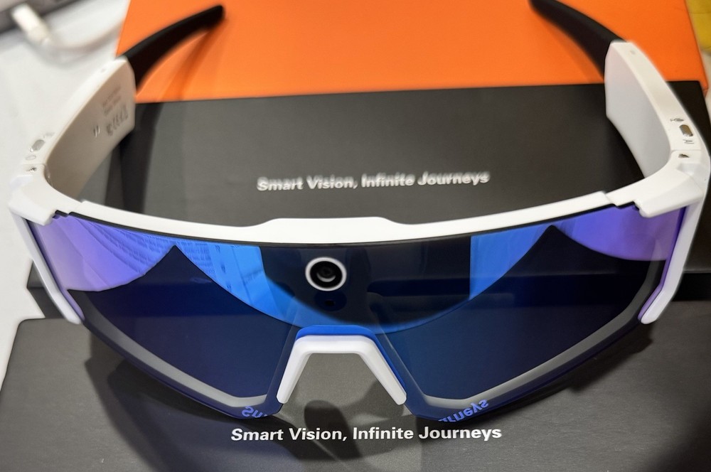 2026 SNT Polarized Smart Glasses - White Frame (left)