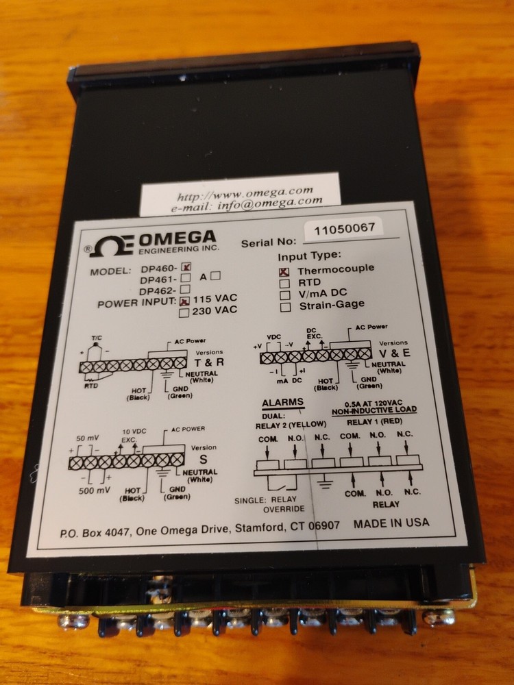 Omega DP460 Digital Thermocouple