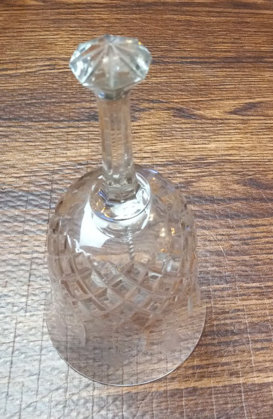 Vintage, Diamond Cut, Crystal Bell