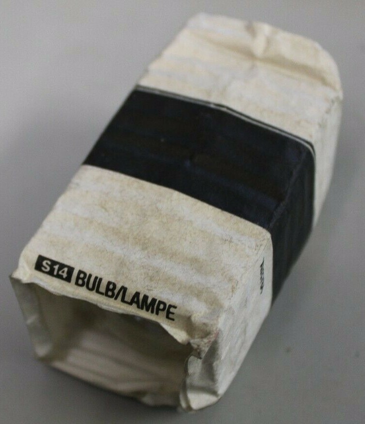 ONE (1) SYLVANIA LIGHT BULB S14