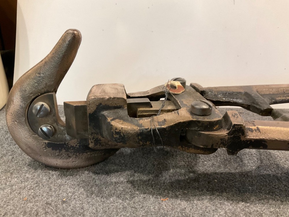 Vintage Large Gold Cable Cutters 30”