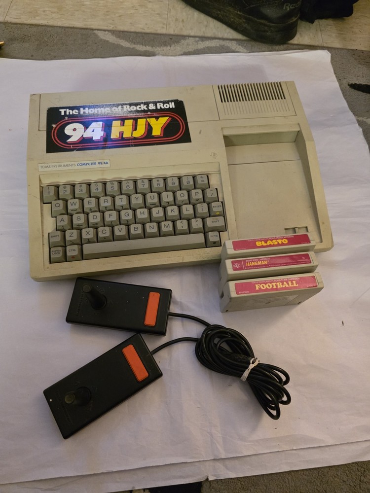 Texas Instruments 99/4a Home Computer UNTESTED With 3 Games & Paddles , "Read"
