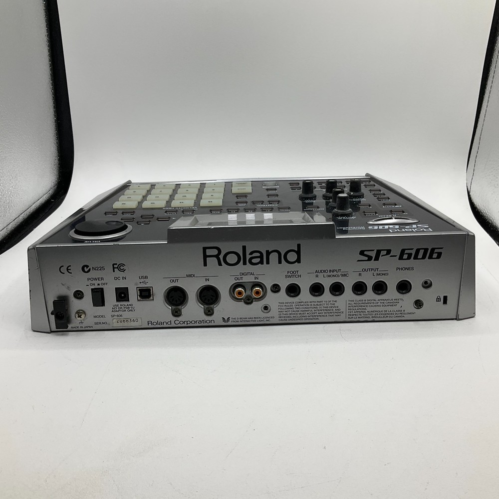 Roland SP-606 Sampling Workstation