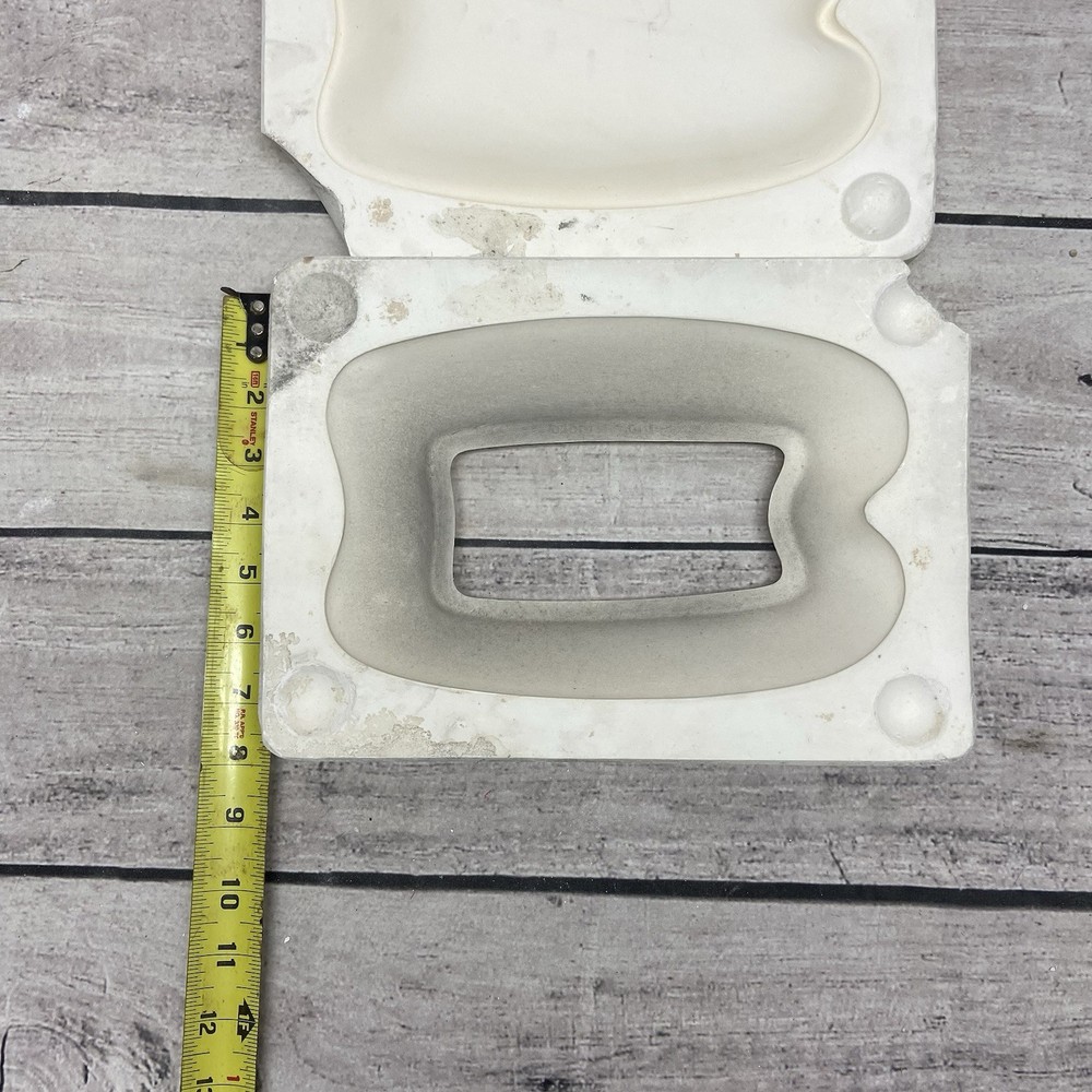 Holland Ceramic Dish Mold H415