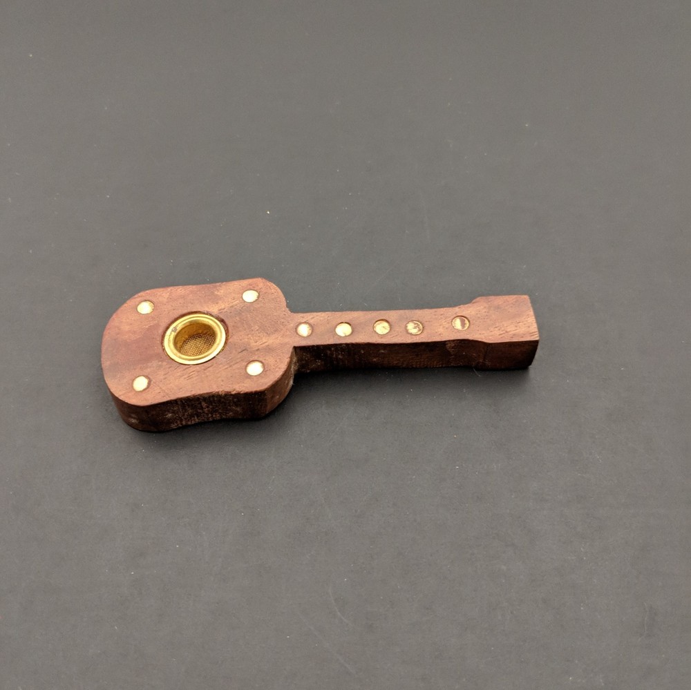 1 wood guitar pipe