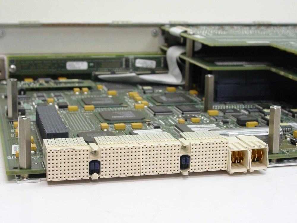 Cabletron 6E233-49 Ethernet Module from 6C105 Smart Switch 6000 Chassis