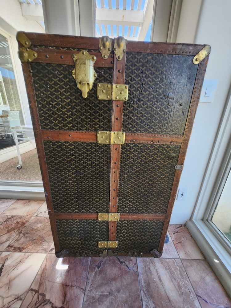 Goyard Trunk