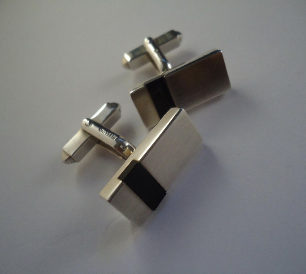 Alfred Dunhill .925 Silver Cufflinks - Onyx Panel - Hallmarked - Cased