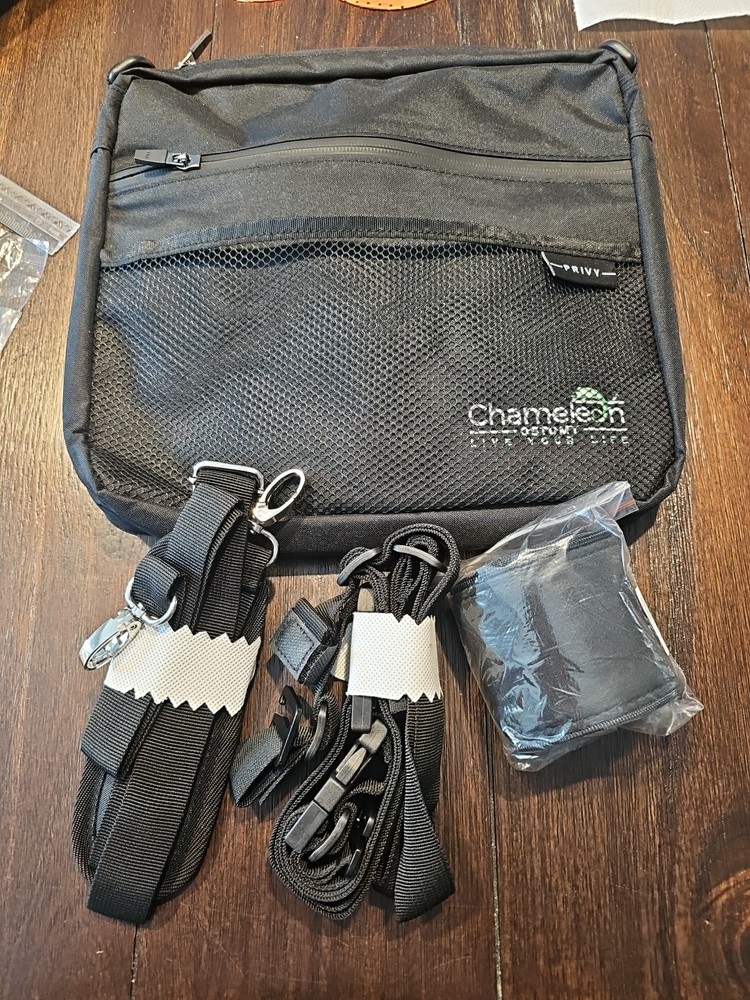 chameleon ostomy travel bag