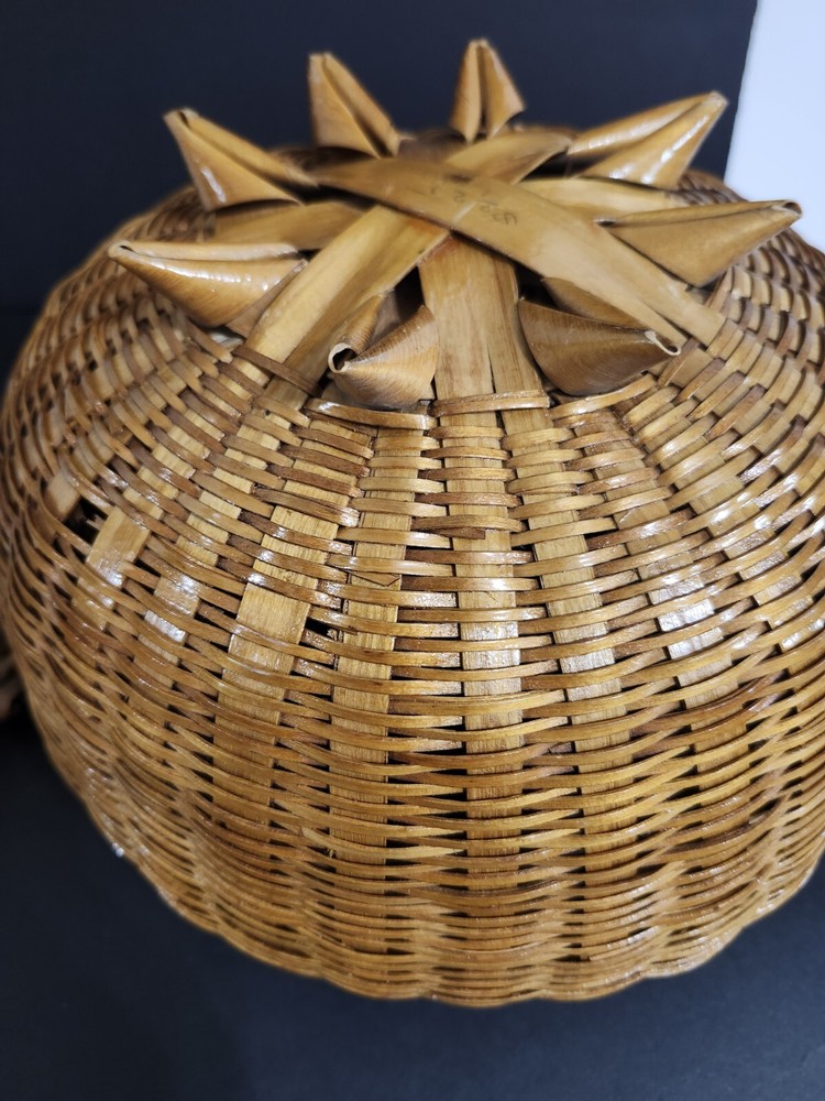 Vintage Footed 10 Inch Basket