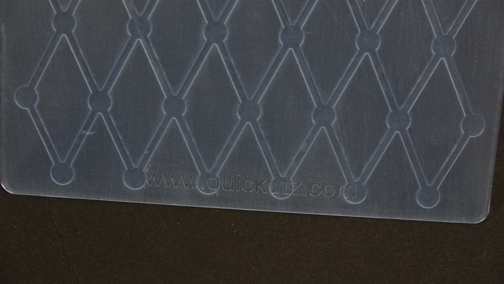 Lifestyle Crafts Quickutz Embossing Folder Diamonds & Dots