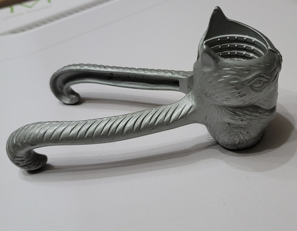 Vintage RSVP Cast Aluminum "Filbert" Squirrel Nutcracker Spring Squeeze Tail EUC