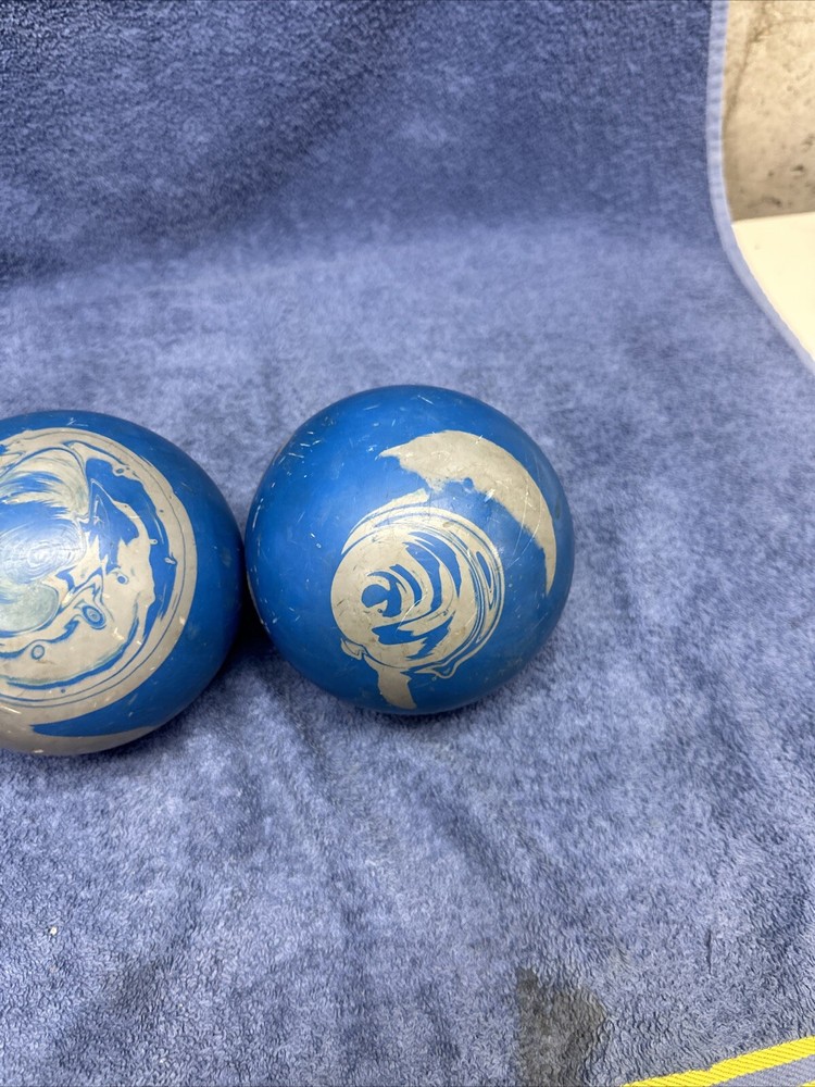 THREE PARAMOUNT DUCKPIN BALLS DUCK PIN BALL BLUE GREY