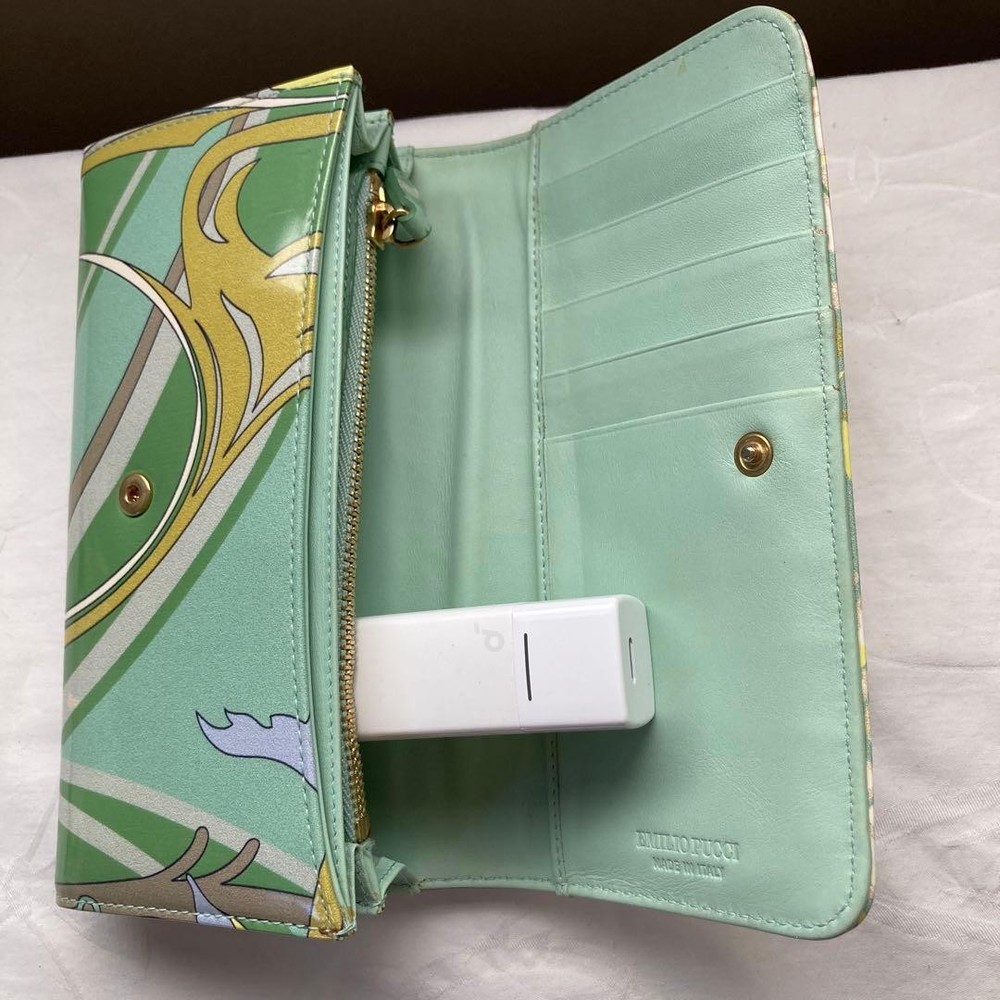 Emilio Pucci Bi-fold Wallet Green Floral Pattern