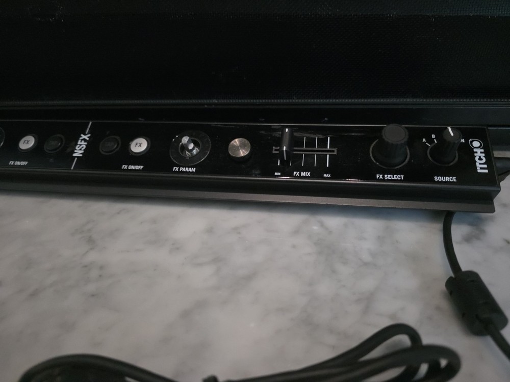 NEW Numark NSFX NS7 Effects Controller for Serato ITCH