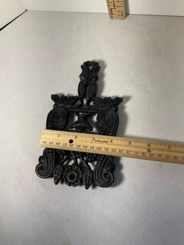 Vintage Grape cast iron decorative design trivet