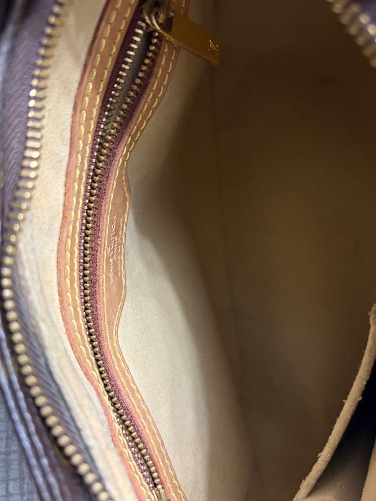 Louis Vuitton Monogram Shoulder Bag Looping MM