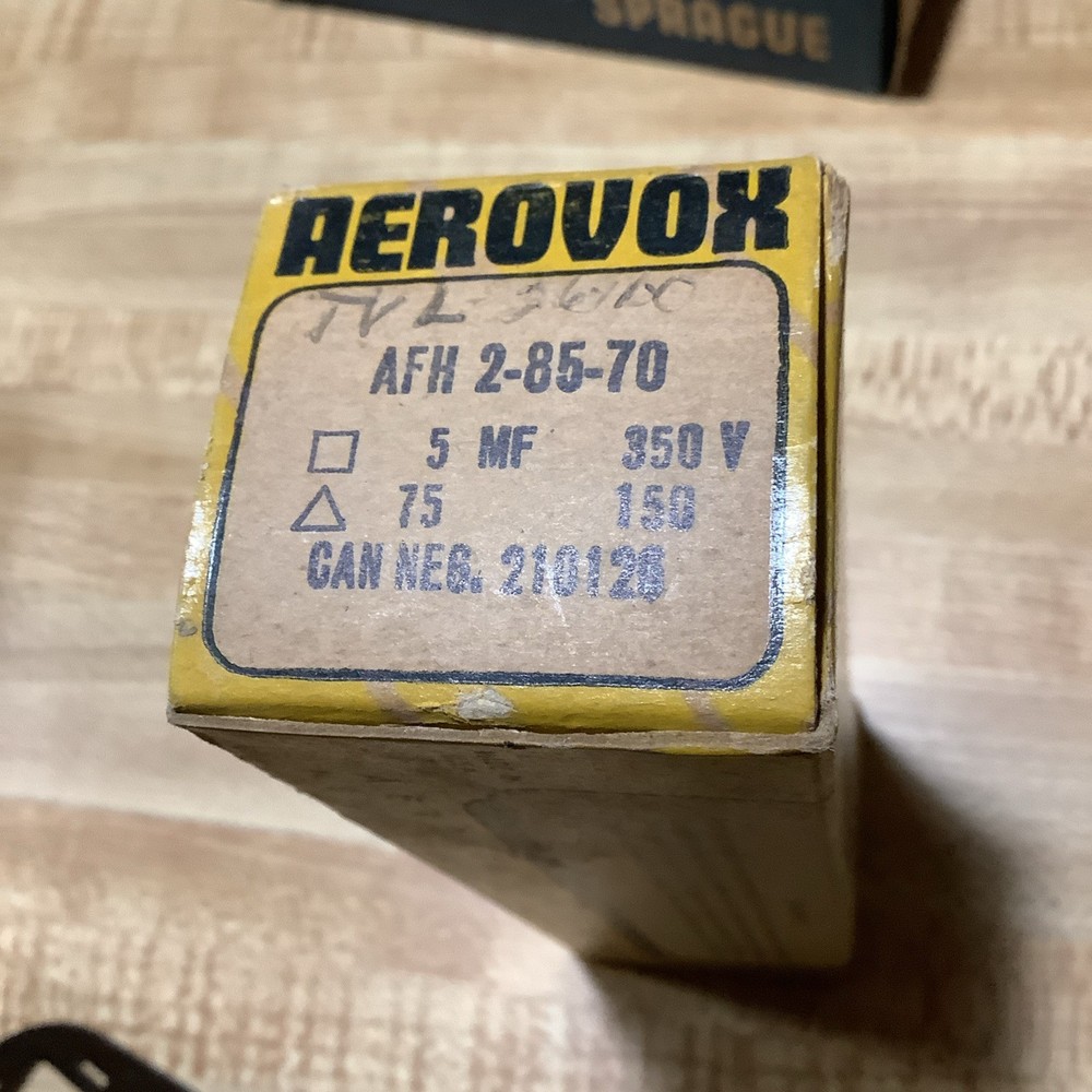 Vtg Mostly Sprague Capacitors Lot All Untested 40+ Pieces