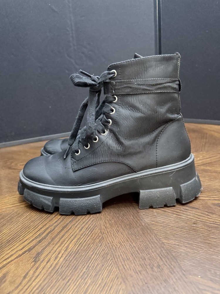 STEVE MADDEN THORA BLACK NYLON PLATFORM COMBAT BOOTS SIZE 9.5