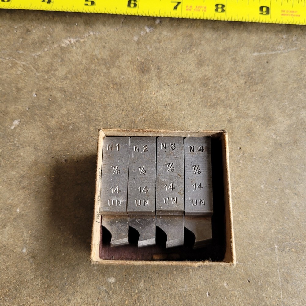 Geometric Thread Chaser 1-3/4 CA Head Size Chaser Set 7/8-14