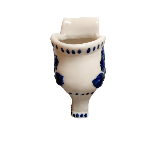 VICTORIAN STYLE BLUE AND WHITE CERAMIC SHOE  PLANTER VASE