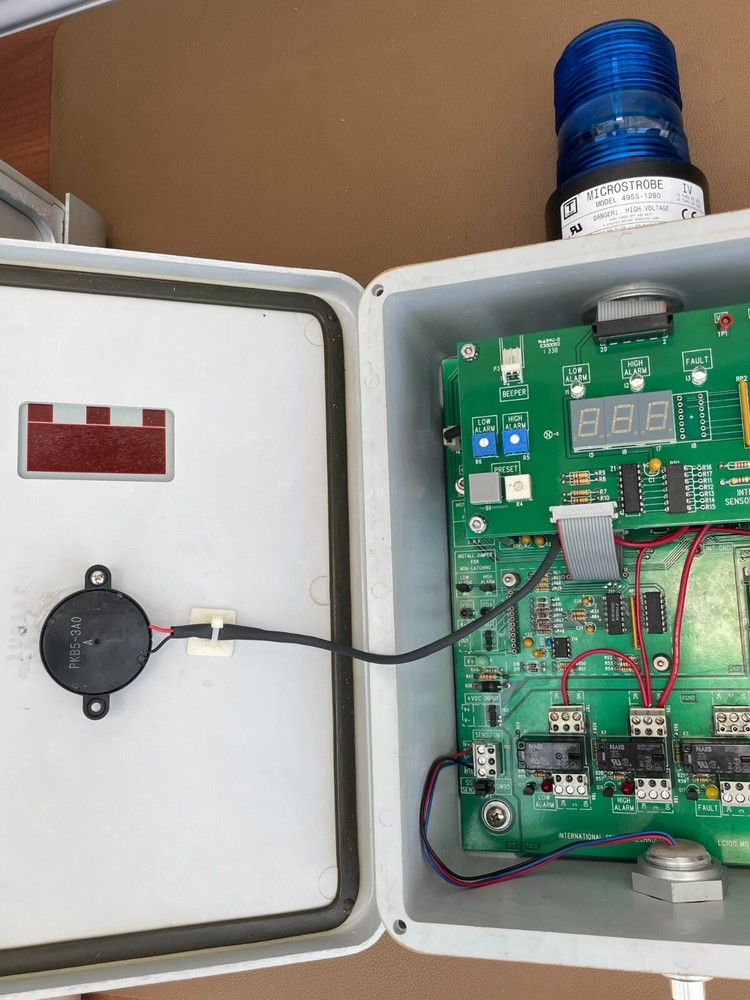 International Sensor Technology LC100 Hydrogen 100% LEL "SOLD AS IS"