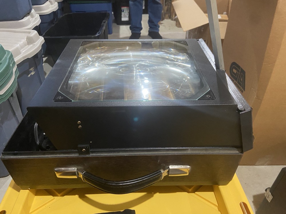 Buhl Escort Projector