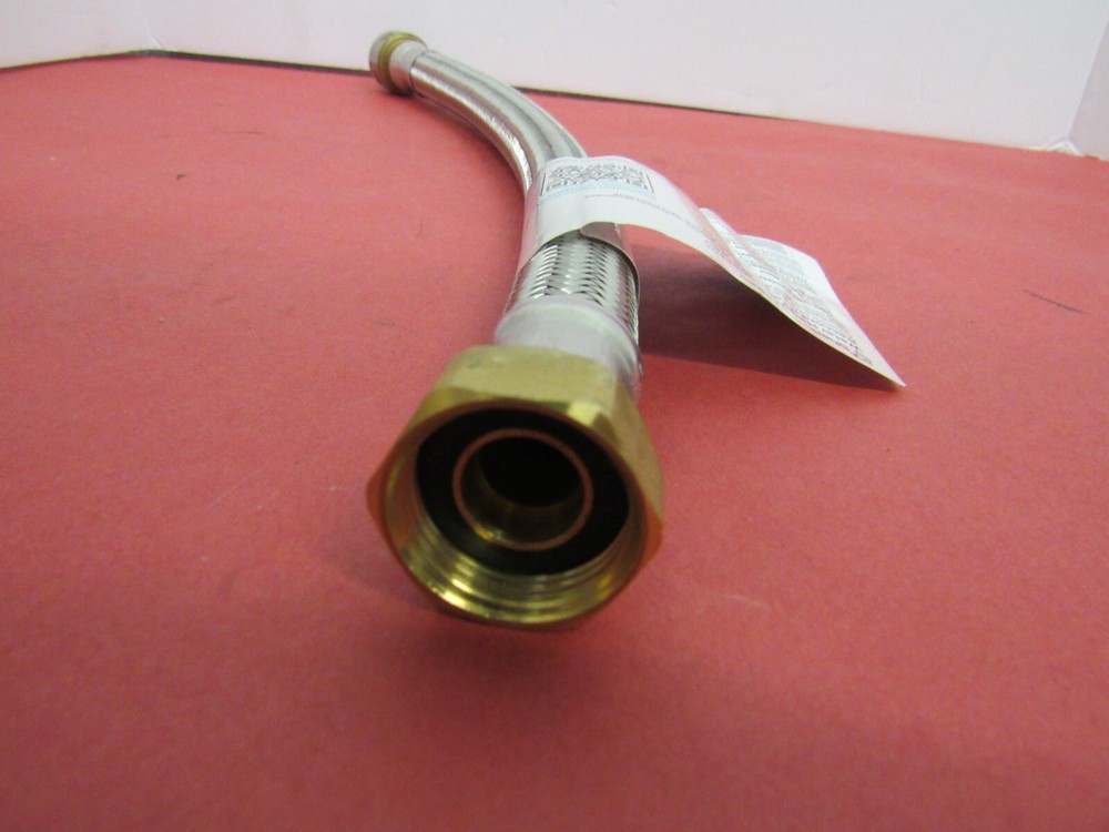 Sharkbite Water Heater Connector 3/4" X 3/4" Fip x 18" UR3088FX18