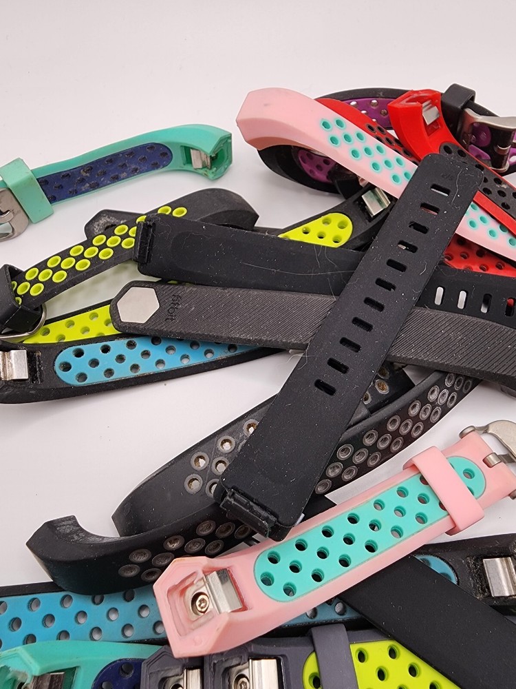 lot of fitbit bands