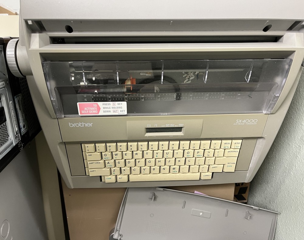Brother SX-4000 Electronic Typewriter with LCD Digital Display
