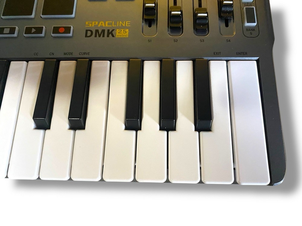 Donner DMK25 Spacline MIDI Keyboard Controller 25 Mini Key Portable USB-C Tested