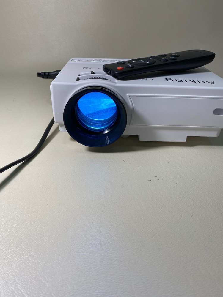 Auking Mini Portable Projector With Remote Works Great!