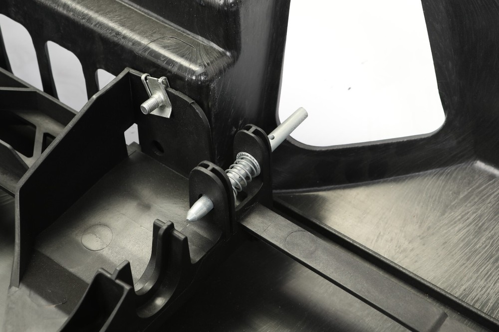 Front Step Fairing Panel Right Passenger Side for Volvo VNL 2018-2023