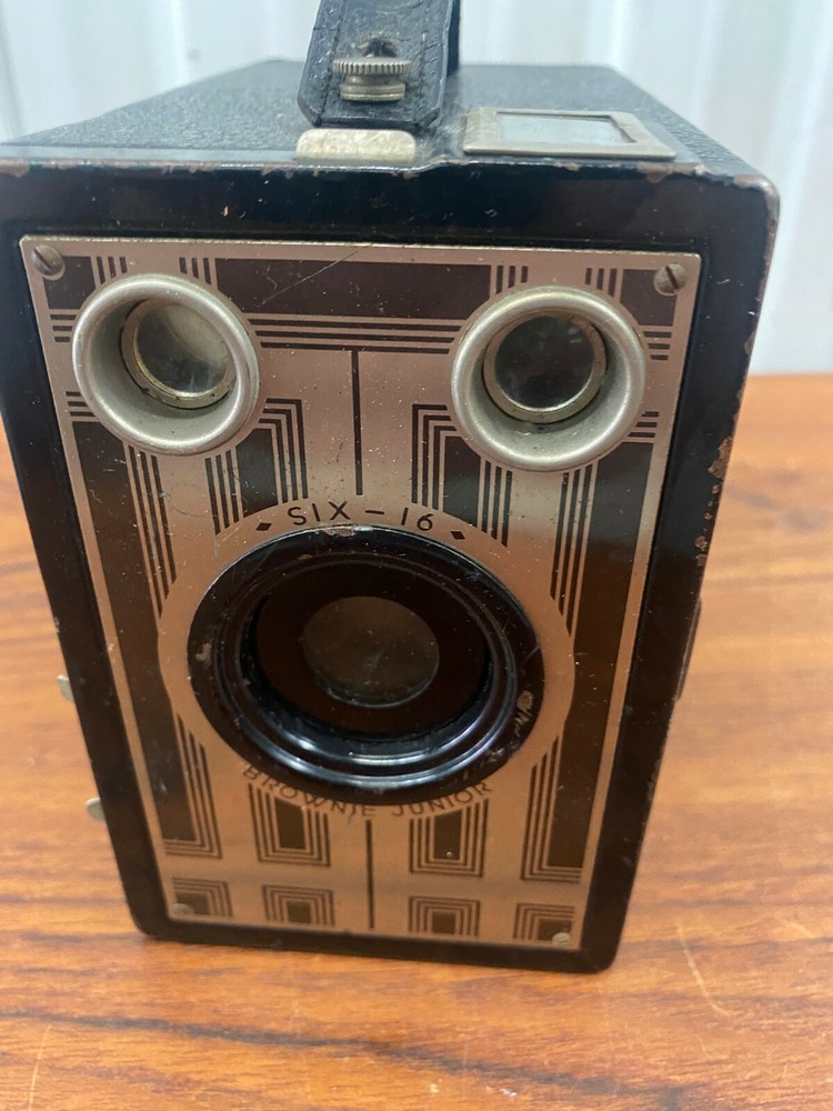 Vintage Brownie Junior Six 16 Box Camera