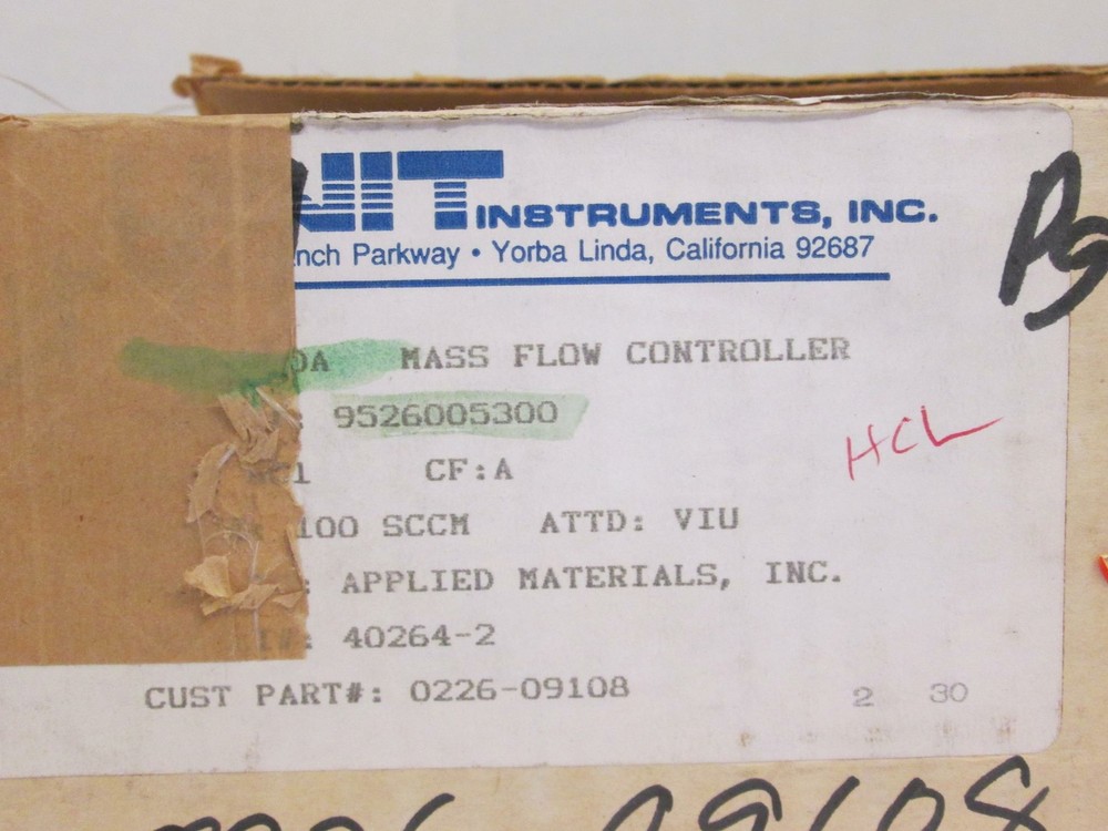 Unit UFC-1400A Mass Flow Controller MFC, HCL, 100 SCCM, Used