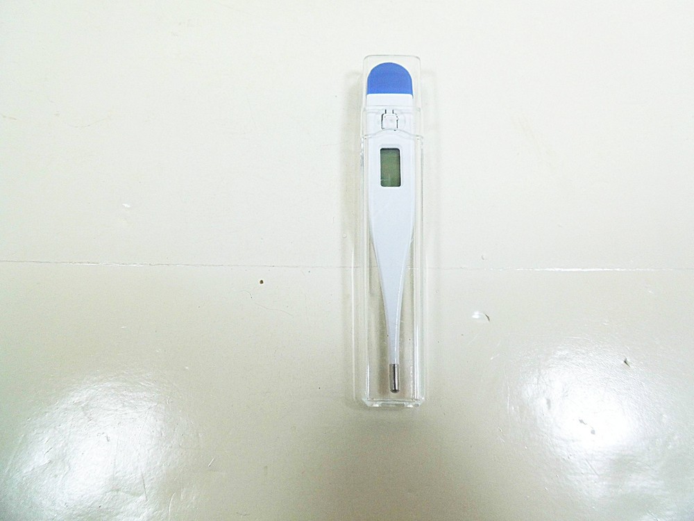 Digital Thermometers LCD Display with Storage Case & Instructions Thermometers