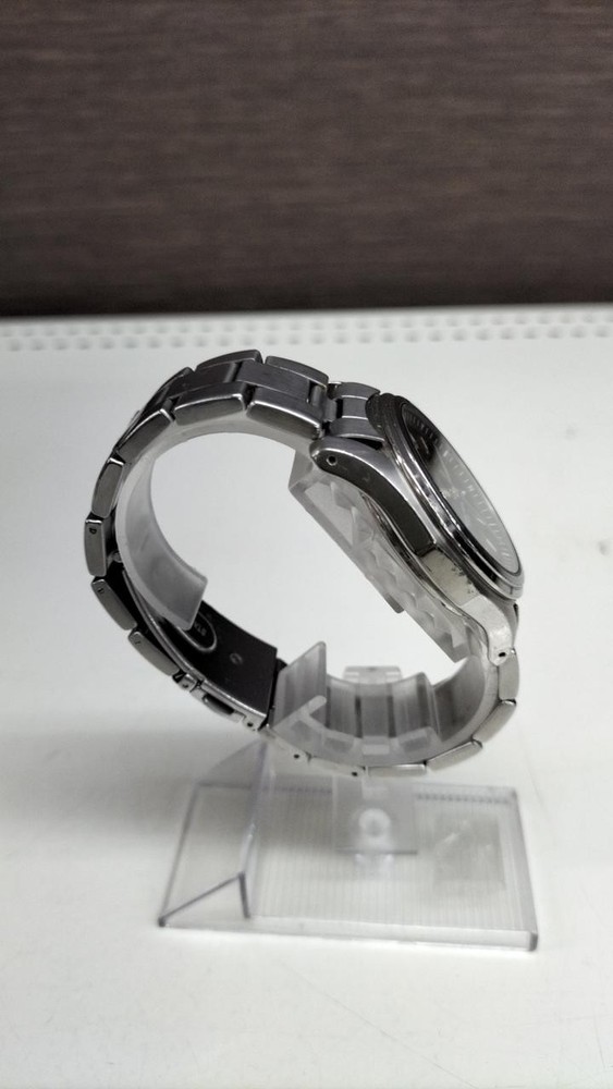 Radio Solar Model 7B22 0BH0 SEIKO