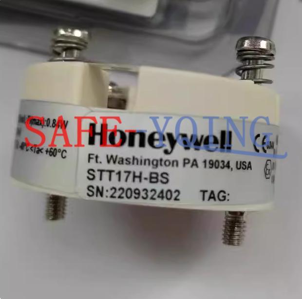 1PCS New Honeywell temperature transmitter STT17H-BS
