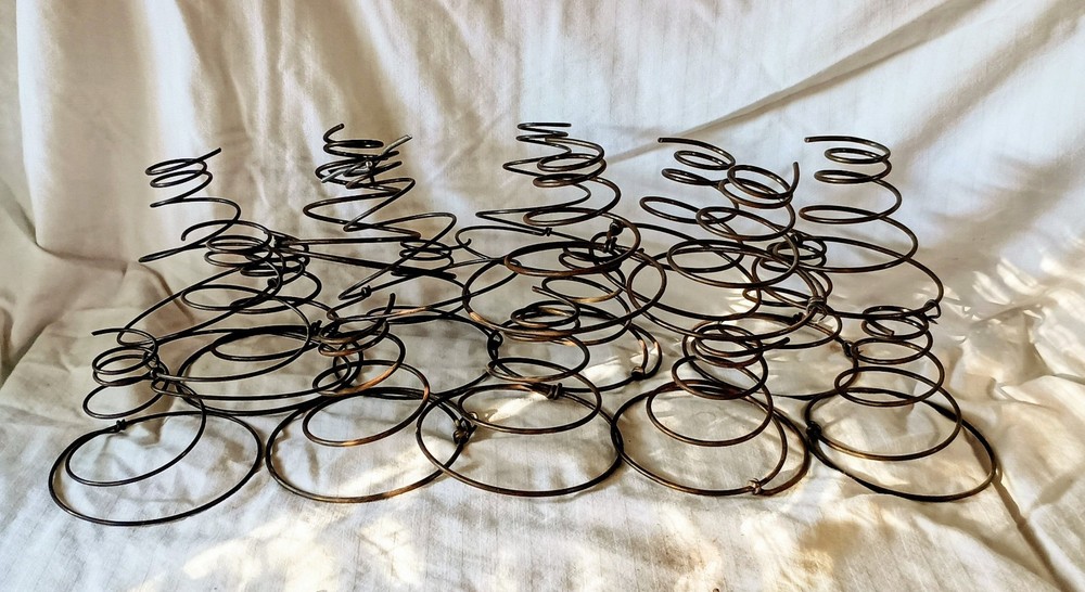 Vintage 18 Tornado Springs 3" in