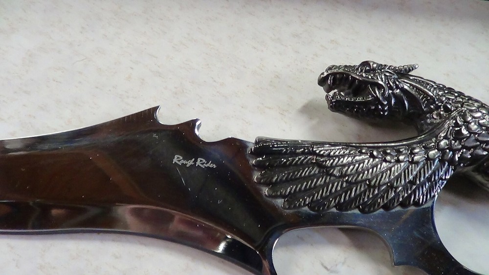 knife dagger sword impressive Gift