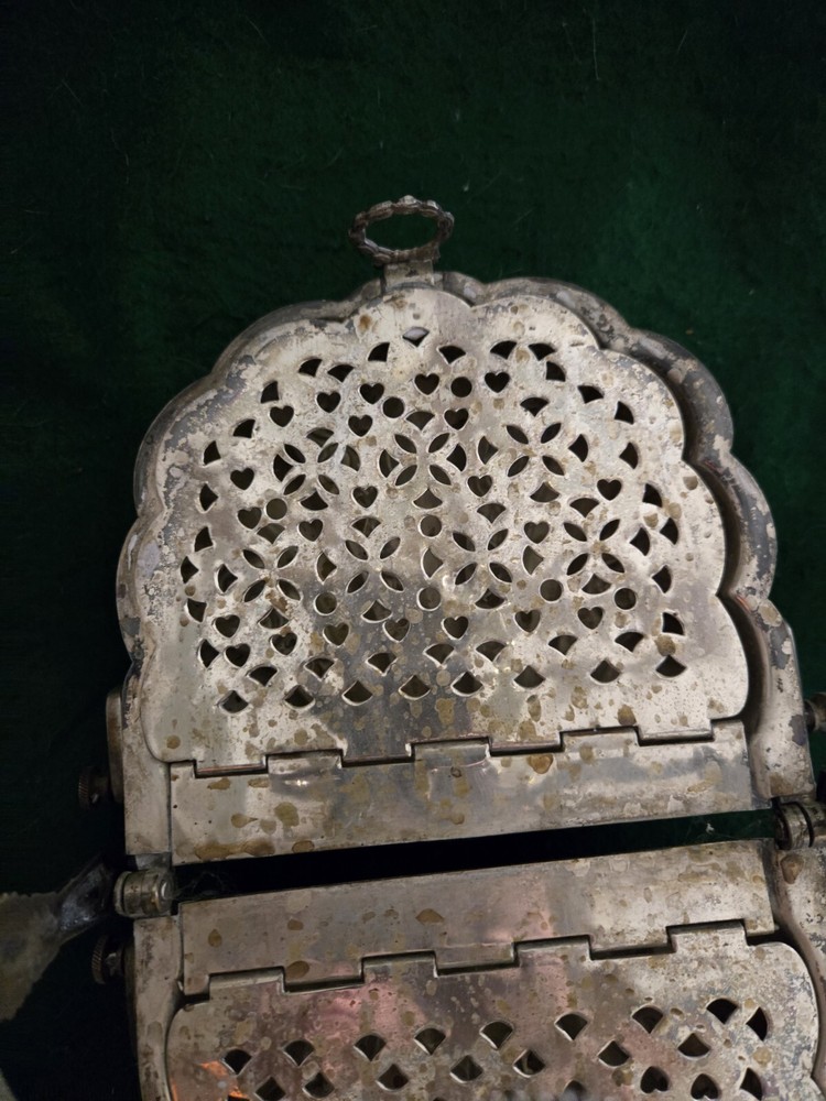 Victorian Silver Plate Double Bun Warmer 1850-1899