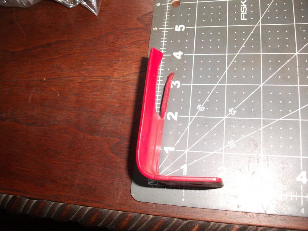 One ea Universal Fire Extinguisher Bracket Wall Mount 5# extinguisher 1" open