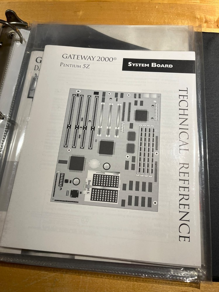 Gateway 2000 P5-120 Manuals and Papers in Binder