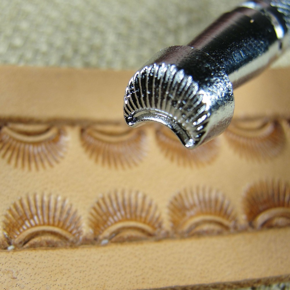 Japan Select - #D436 Crescent Border Stamp (Leather Stamping Tool)