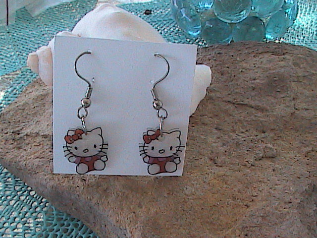 Hello Kitty Dangle Earrings - Sitting