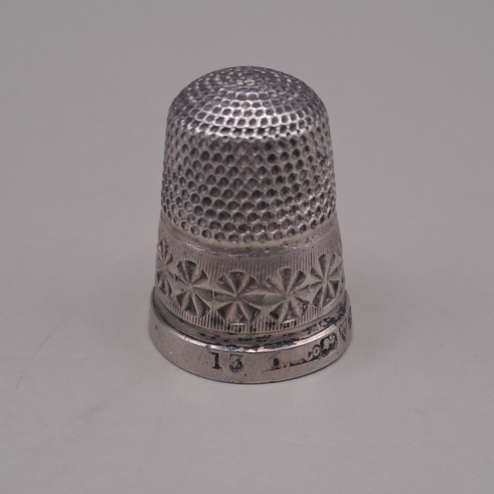 Antique Sterling Silver Thimble – Marion & Co – Chester 1908